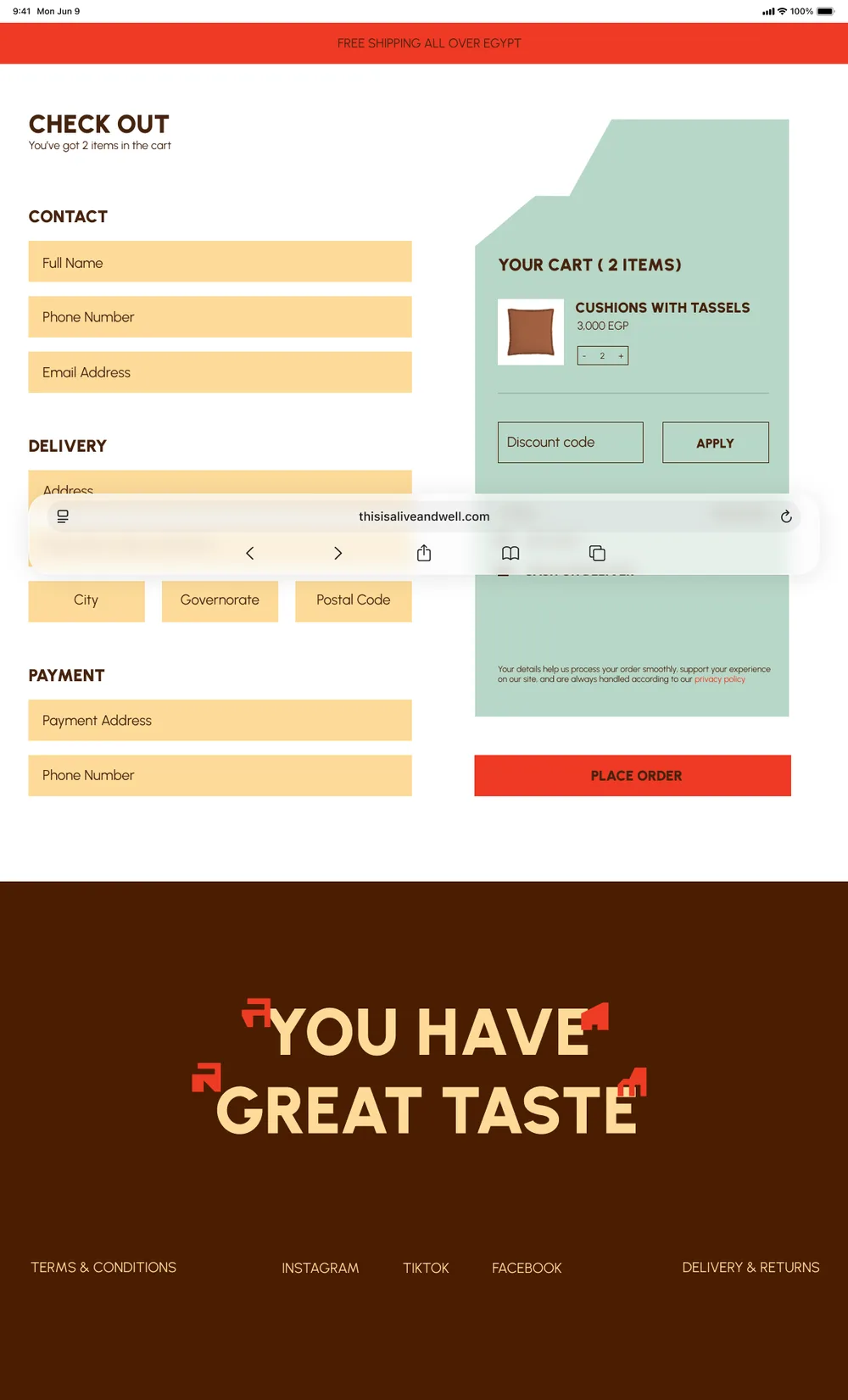 Checkout with contact, delivery and payment fields